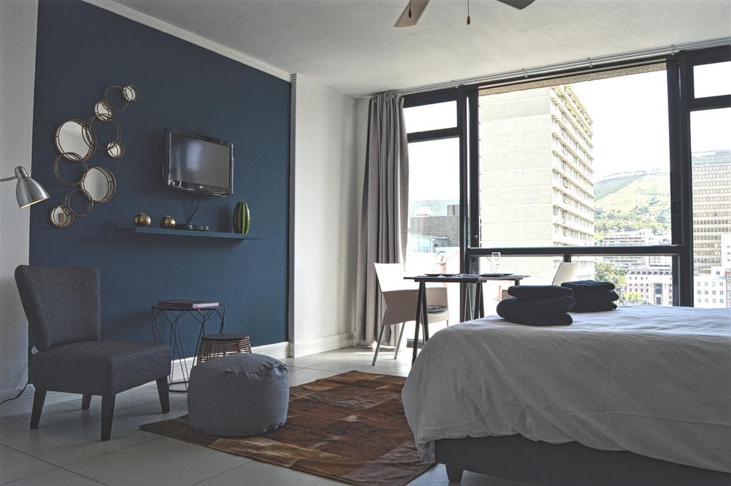 Ferienwohnung Urban Oasis At The Four Seasons Kapstadt Exterior foto