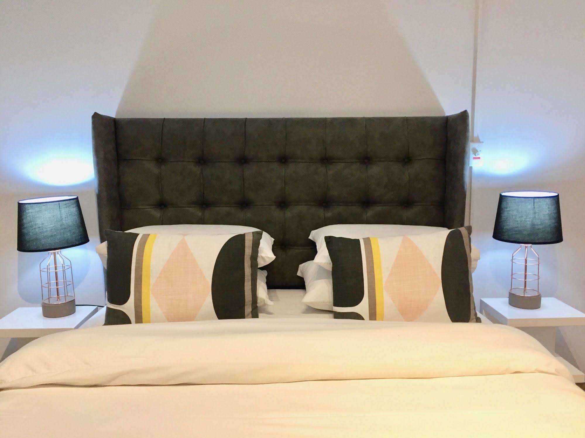 Ferienwohnung Urban Oasis At The Four Seasons Kapstadt Exterior foto